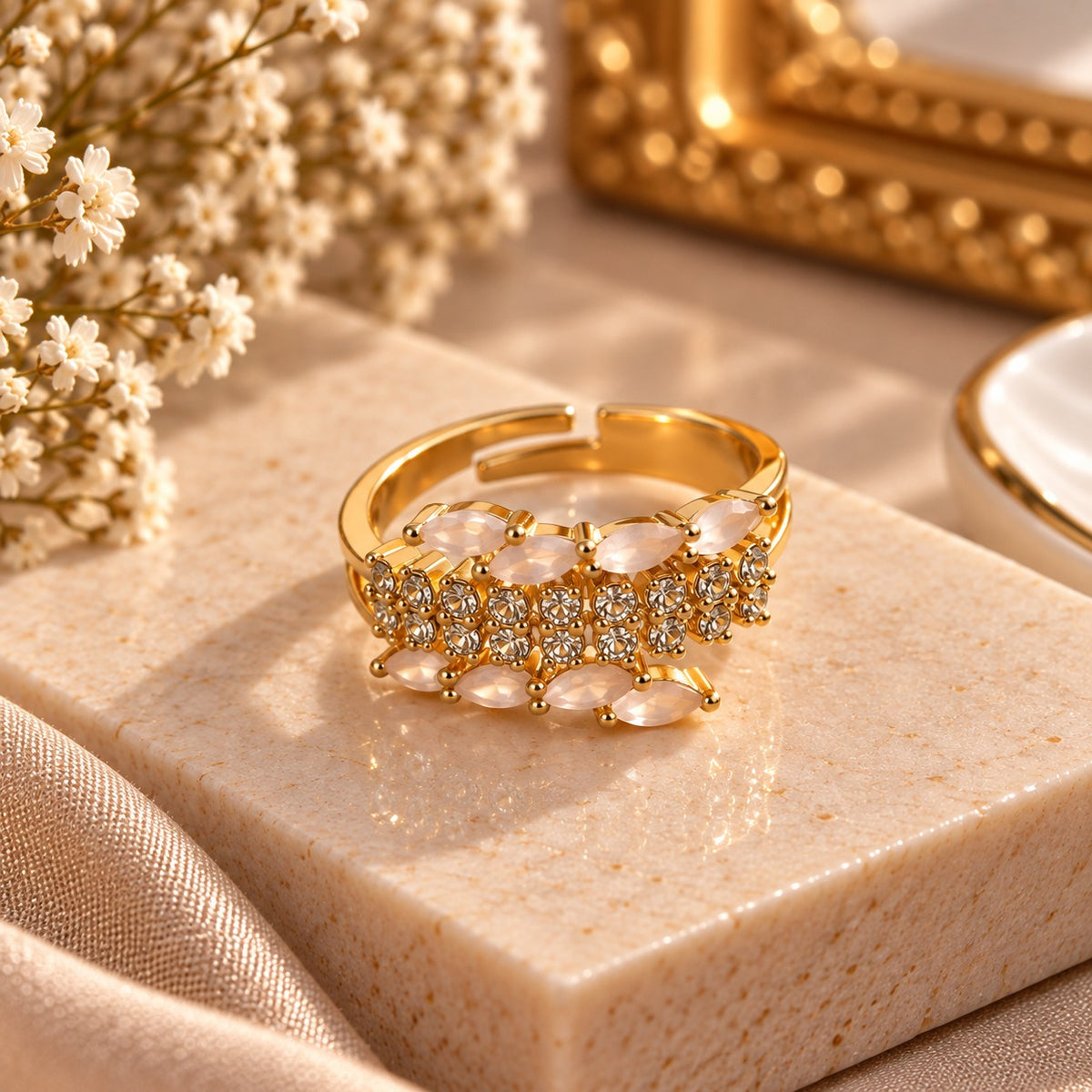 Eclipse Royale Ring