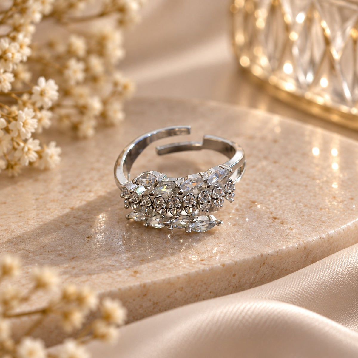 Eclipse Royale Ring