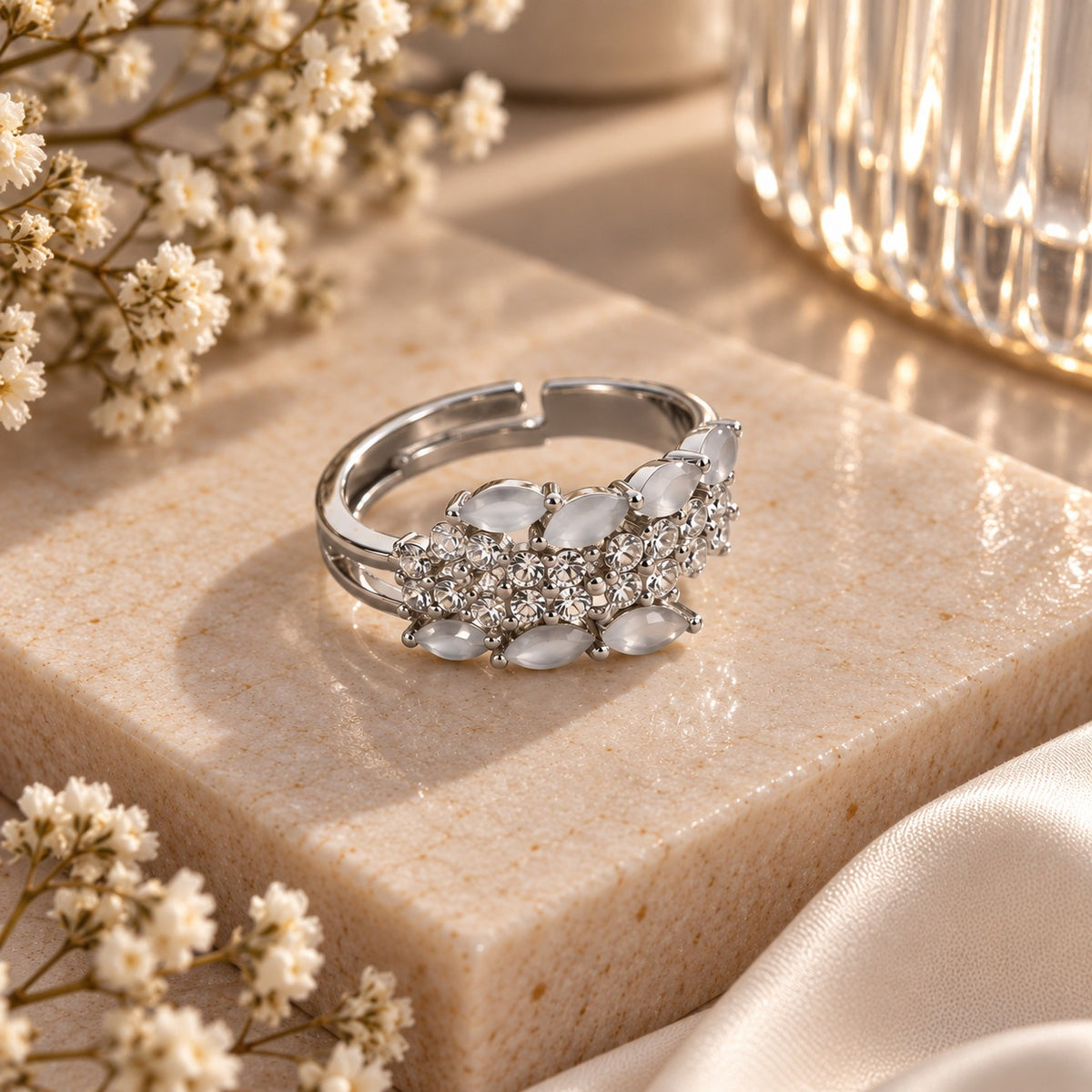 Eclipse Royale Ring
